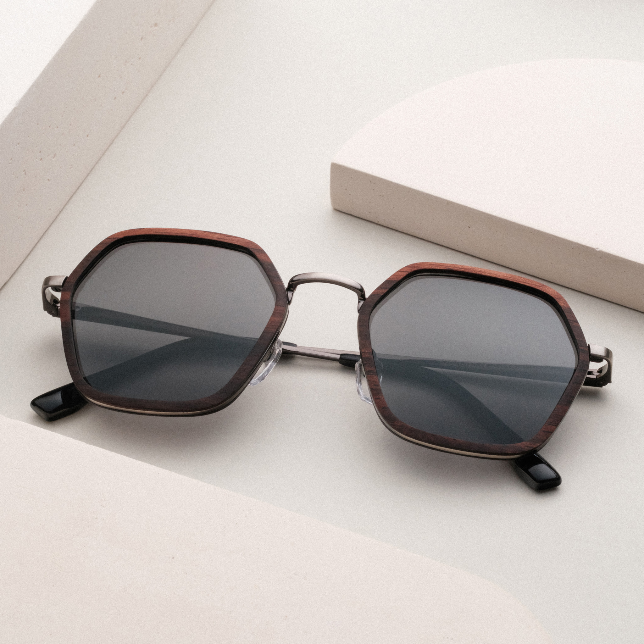 Picture of The Sincere Sunglasses