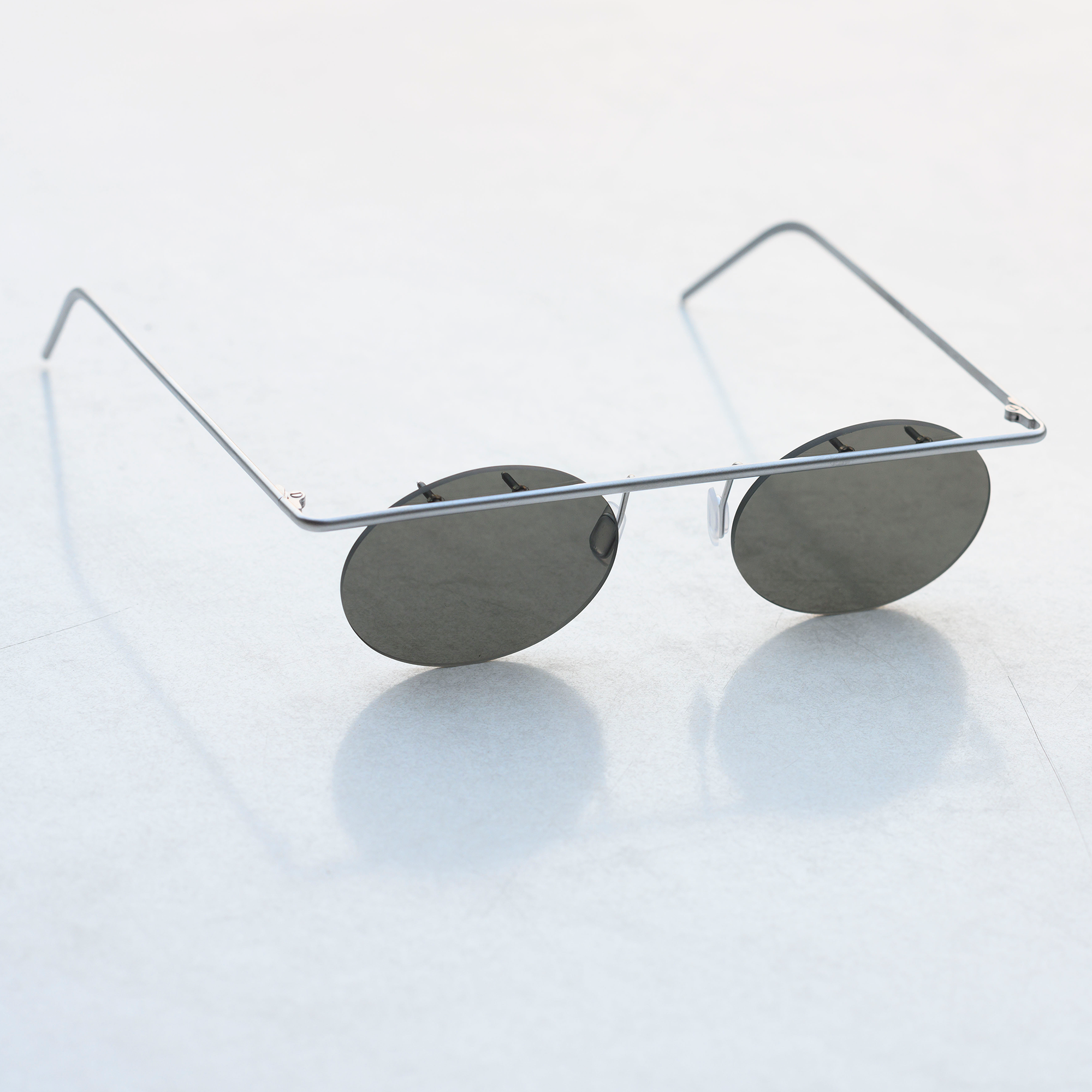 Sunglass LINEARの画像